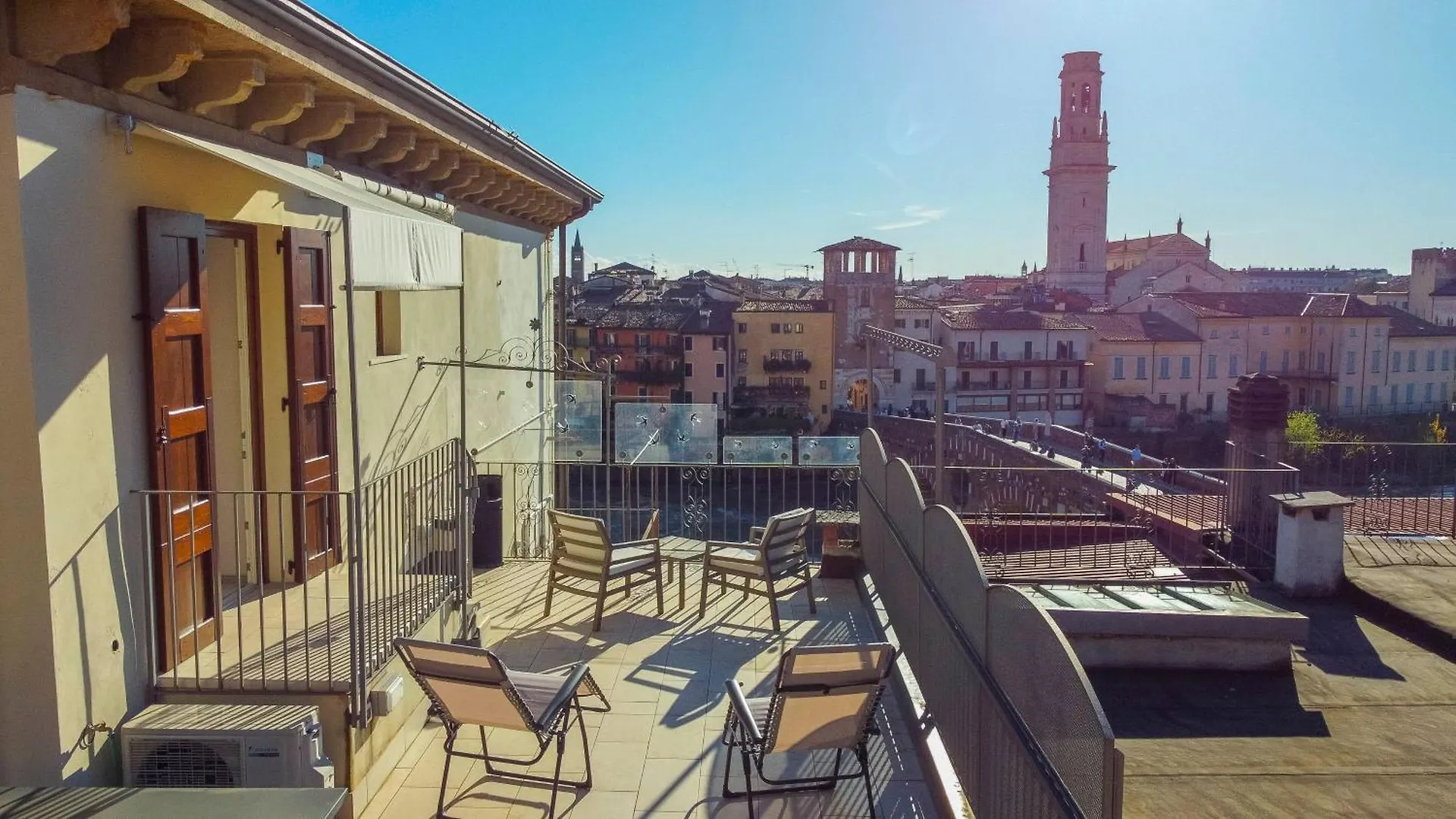 Residenza Veronica A Ponte Pietra Verona 0*,