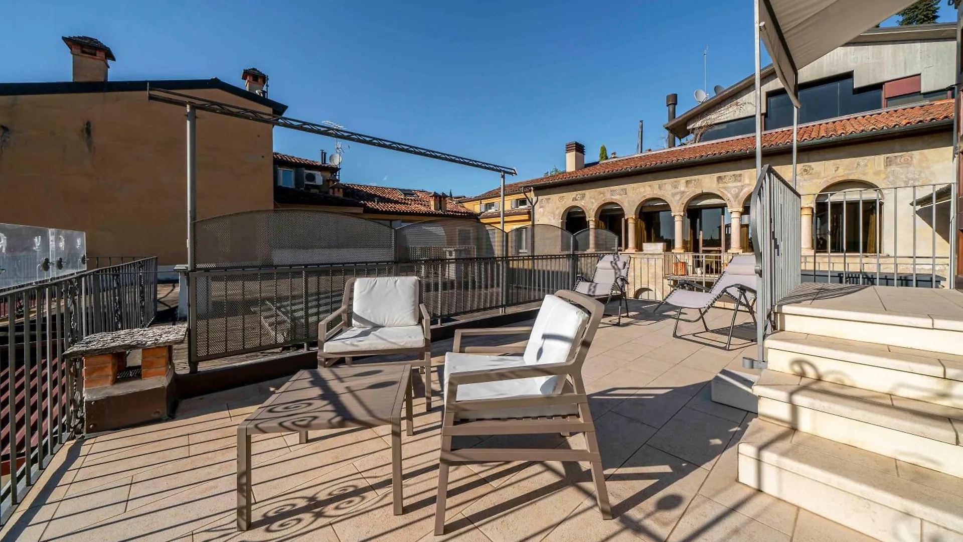 Residenza Veronica A Ponte Pietra Verona Apartment