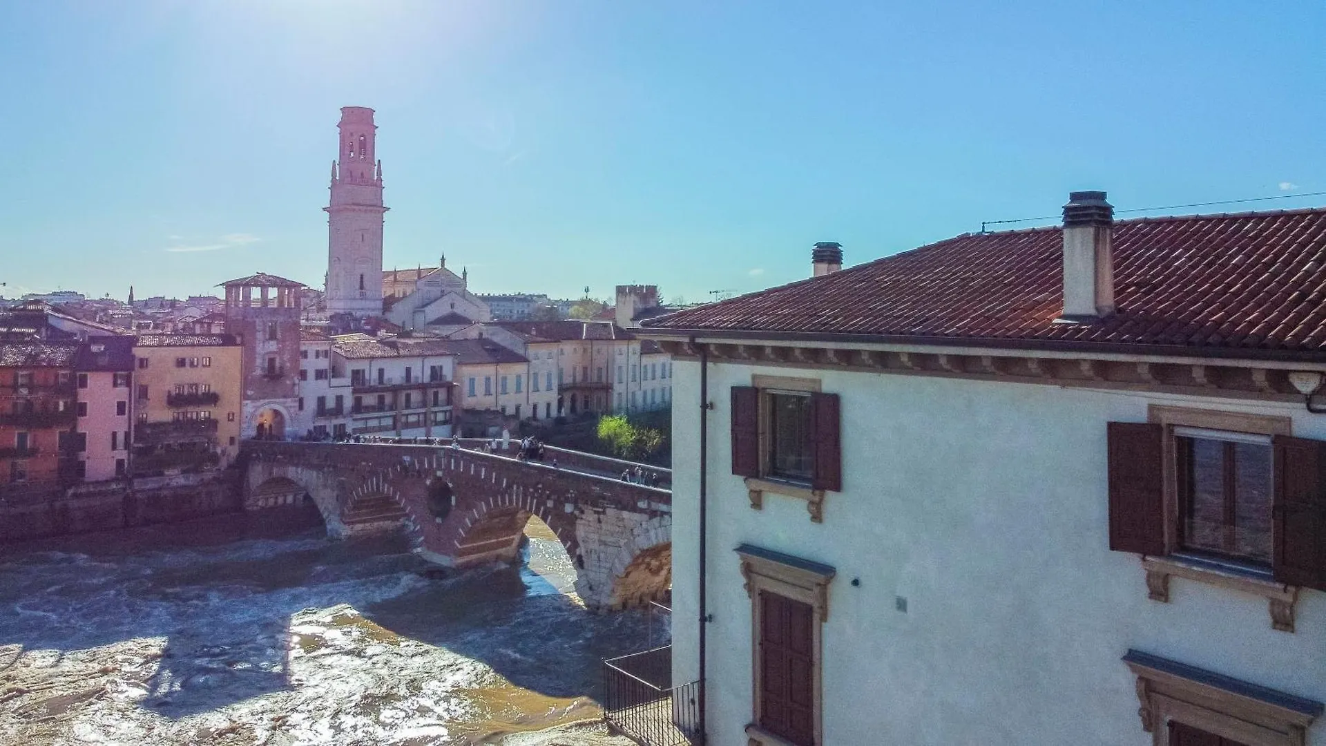 Residenza Veronica A Ponte Pietra Verona Apartment