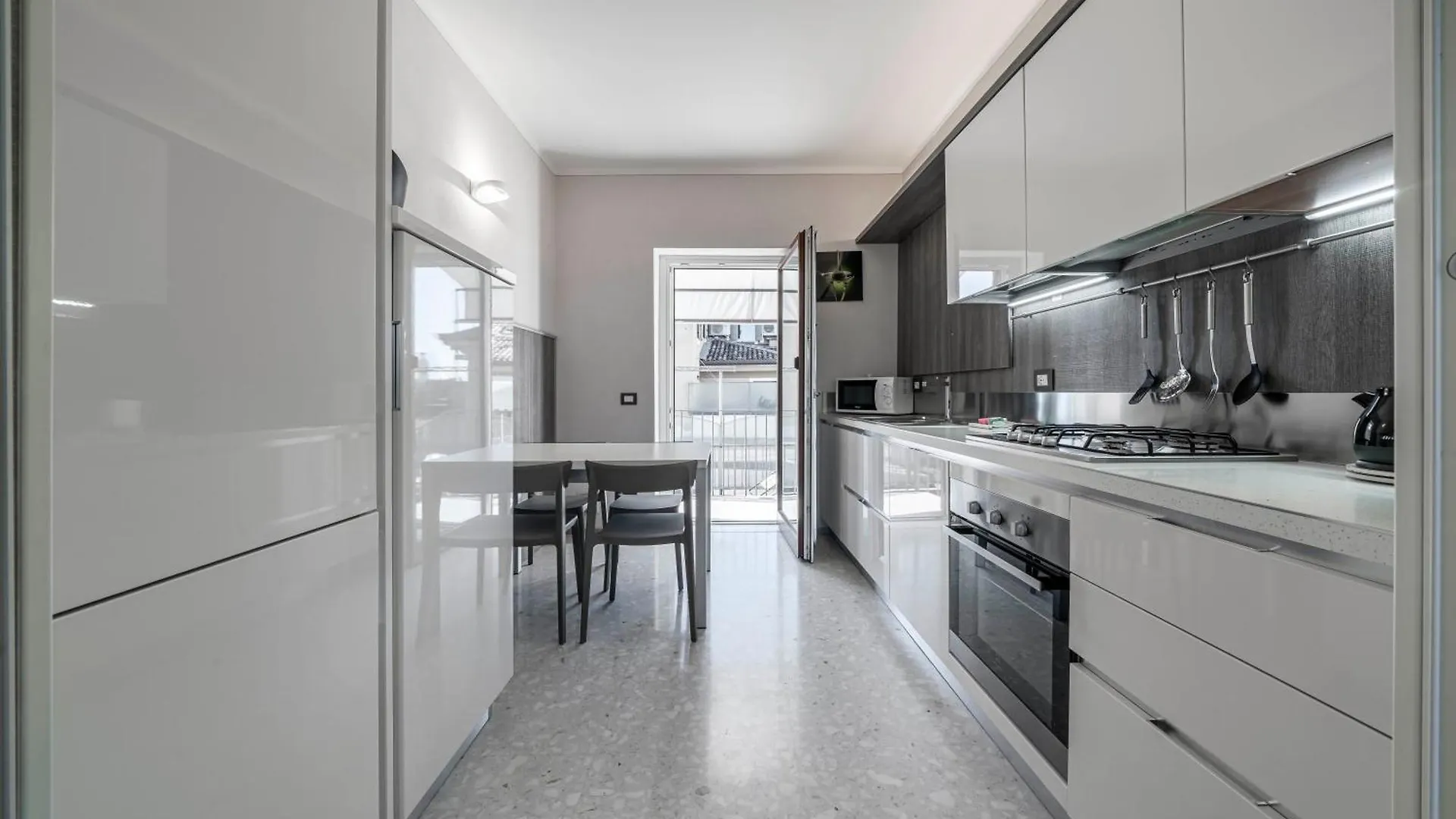 Apartment Residenza Veronica A Ponte Pietra Verona Italy