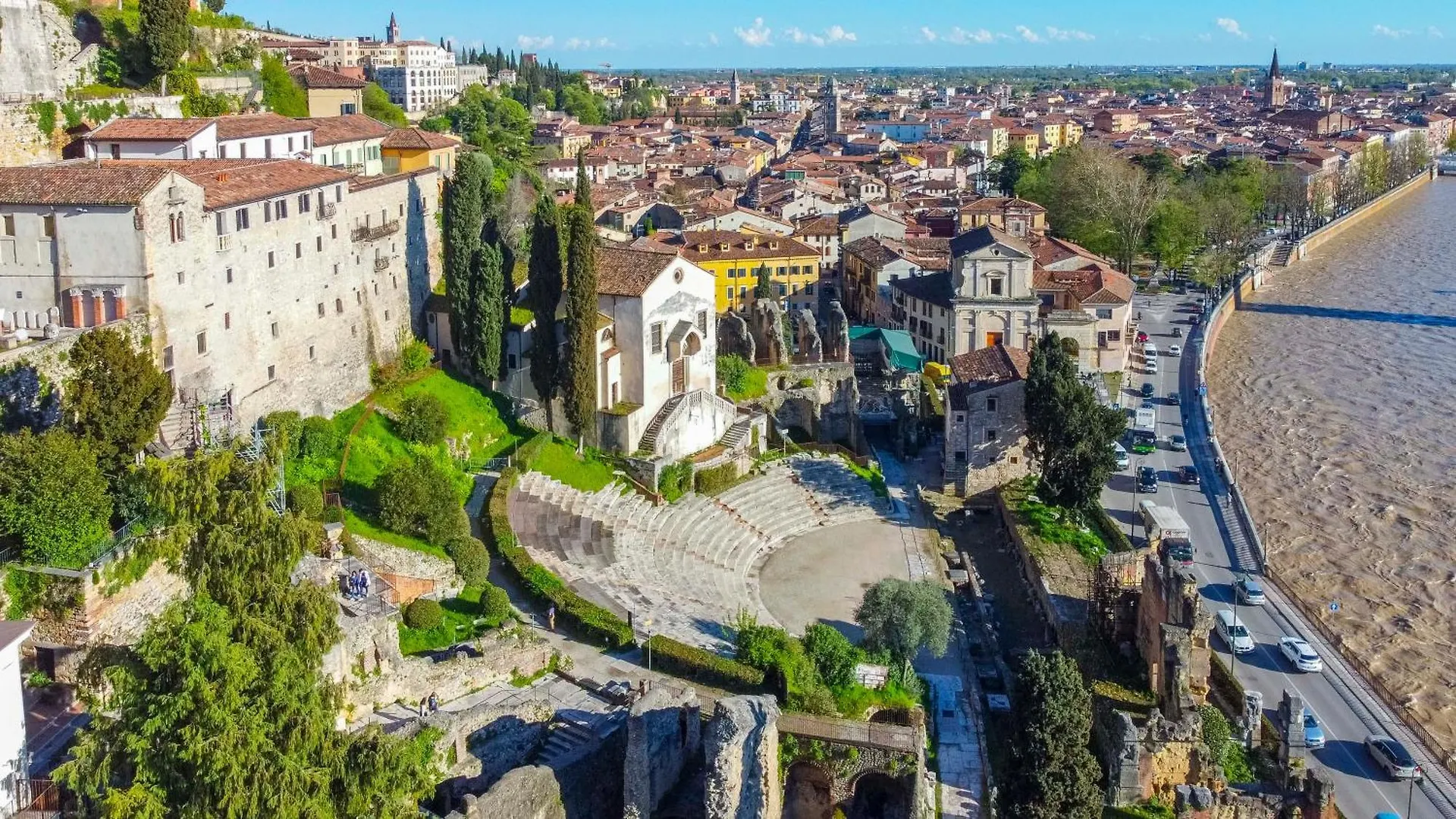 Residenza Veronica A Ponte Pietra Verona Apartment